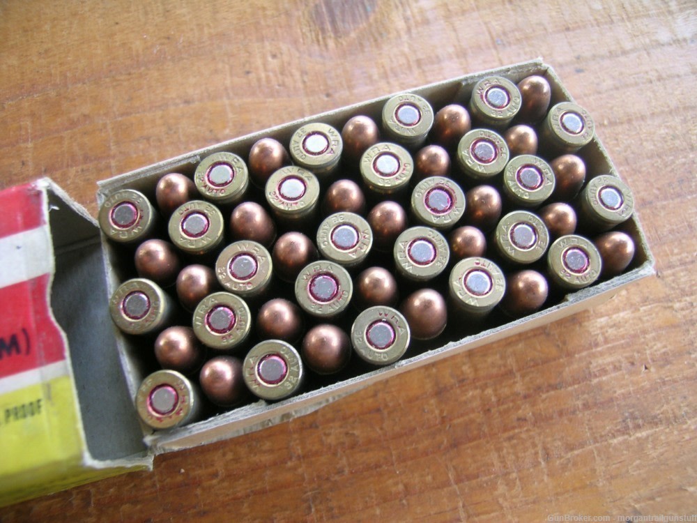 Vintage Winchester 32 ACP Auto 50rd Box Ammo-img-6