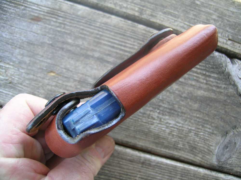 De Santis Leather Thumbsnap Holster S&W Bodyguard .380 W/Lazer-img-1