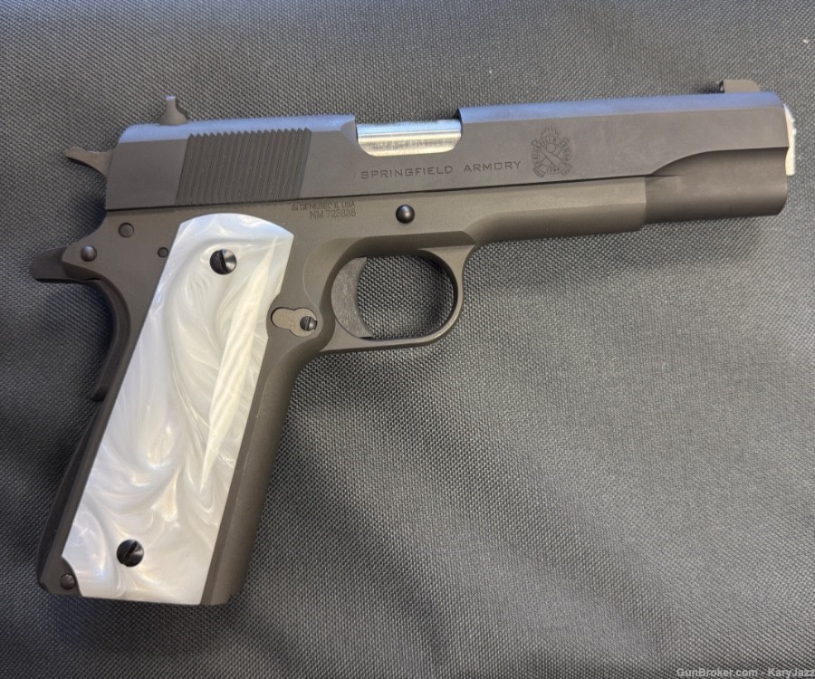 1911 WHITE PEARL ACRYLIC PLAIN-img-4