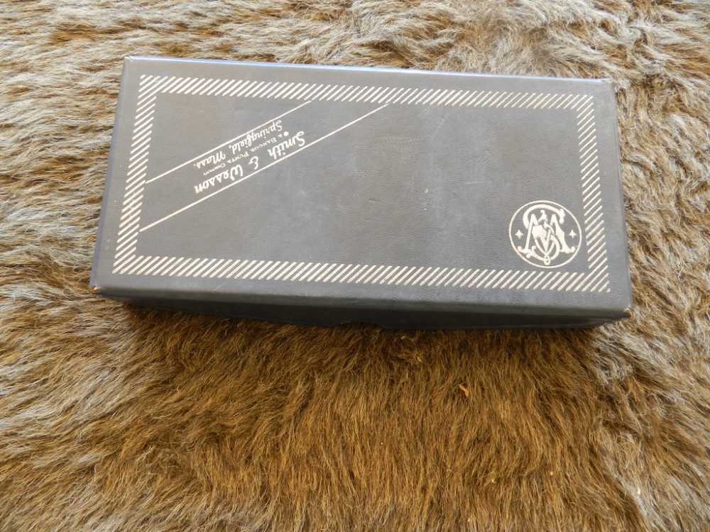 S&W Model 43 22 Caliber 3 1/2" Blue 99% in Box-img-12