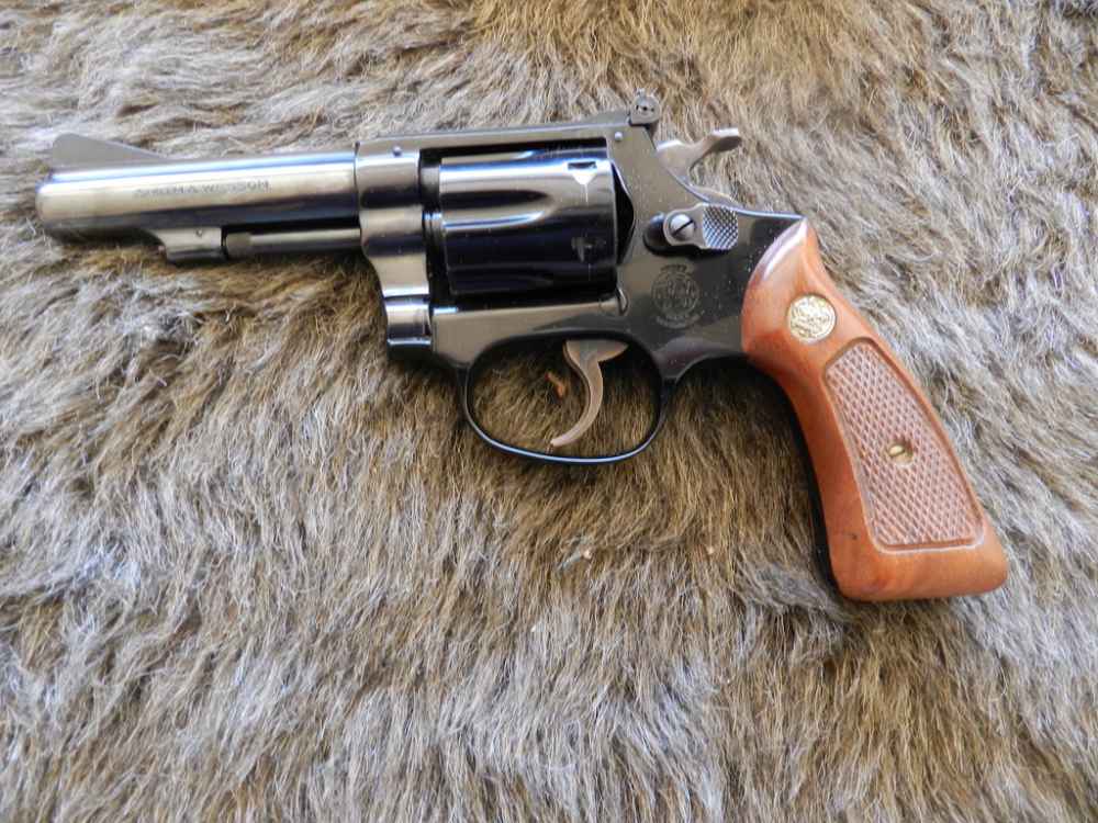 S&W Model 43 22 Caliber 3 1/2" Blue 99% in Box-img-0