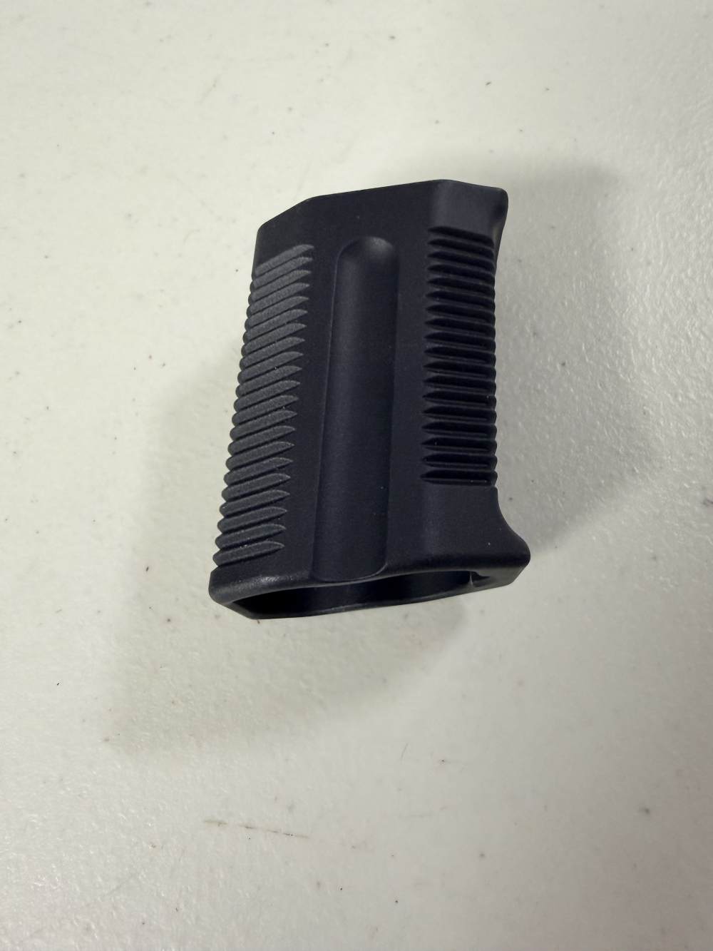 Forward Controls Design FCD M-LOK Vertical Grip VG Black LNIB Low Profile-img-2