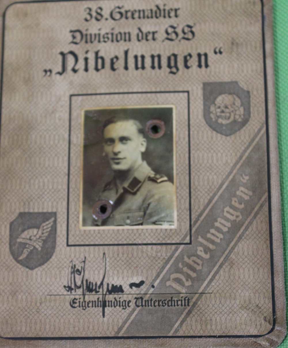 German WWII Waffen SS Officer NIBELUNGEN Identification Booklet FG-img-5
