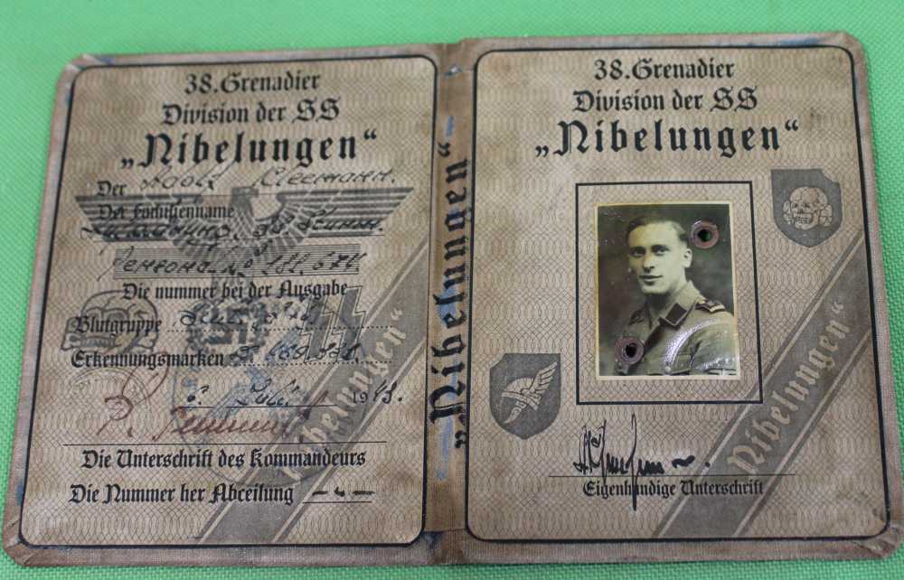 German WWII Waffen SS Officer NIBELUNGEN Identification Booklet FG-img-3