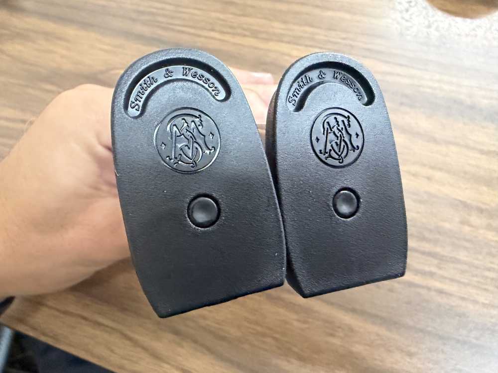 Two (2) Smith & Wesson M&P45 Factory 10-Round Magazines 45ACP-img-9