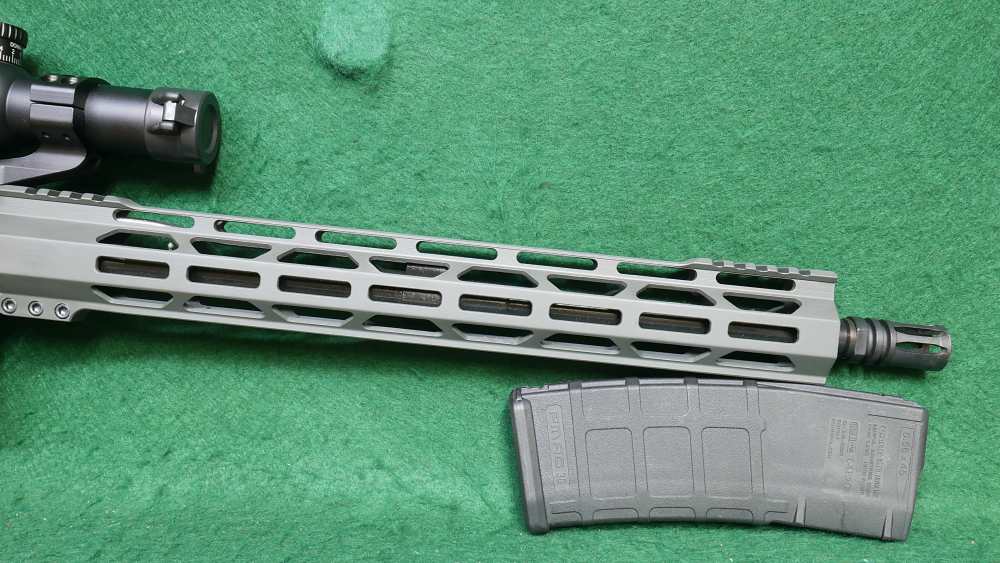 Diamondback DB15 5.56 16" Barrel w/ Truglo 1-8x24 Scope Like New-img-4