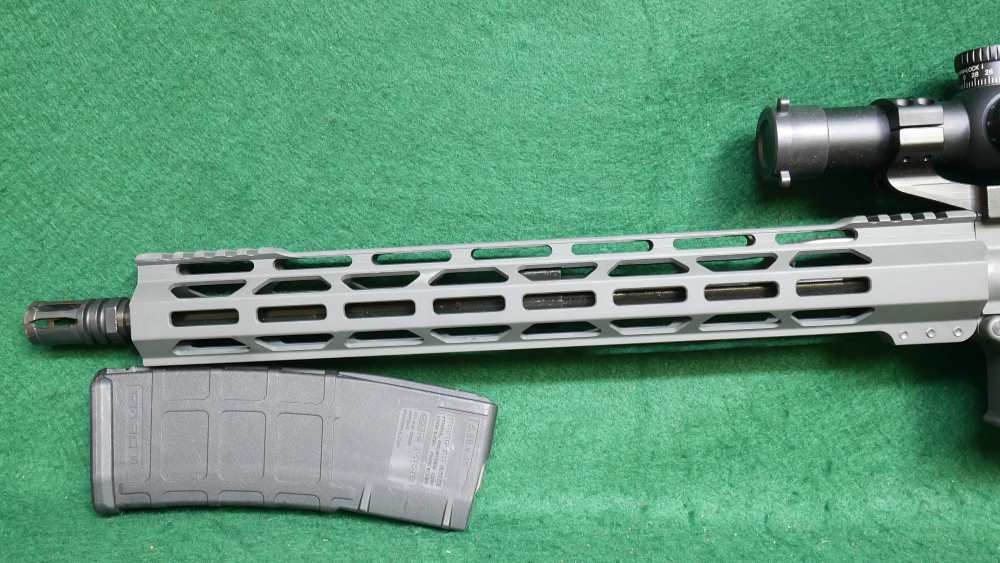 Diamondback DB15 5.56 16" Barrel w/ Truglo 1-8x24 Scope Like New-img-5