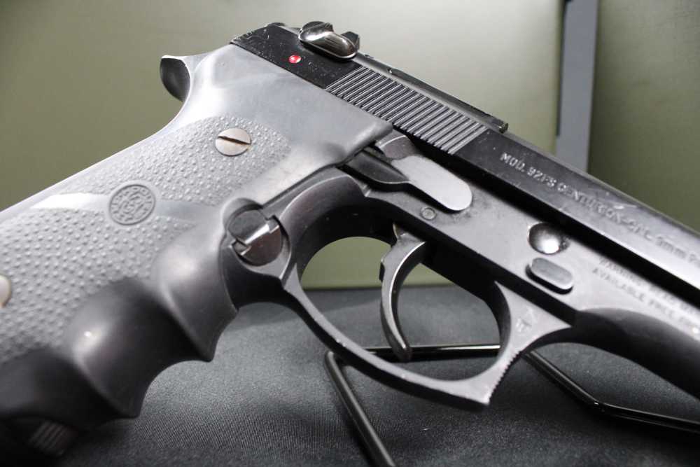 Beretta 92fs 9mm-img-9