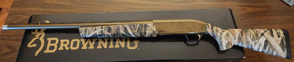 Maxus Wicked Wing - Mossy Oak Shadow Grass Blades  12GA 26INCH  011670205-img-0