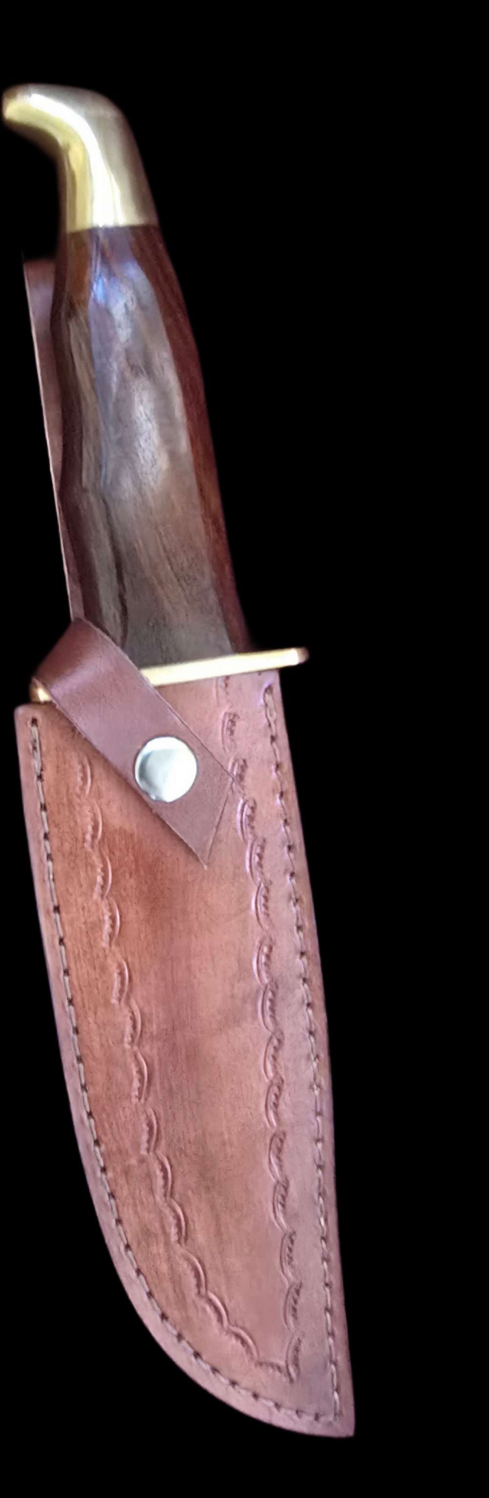 Stainless steel hunting knife with tooled leather sheath -img-1