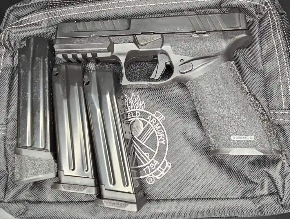 Springfield Echelon 9mm W/ Soft Case, 3 Mags and Accessories-img-1