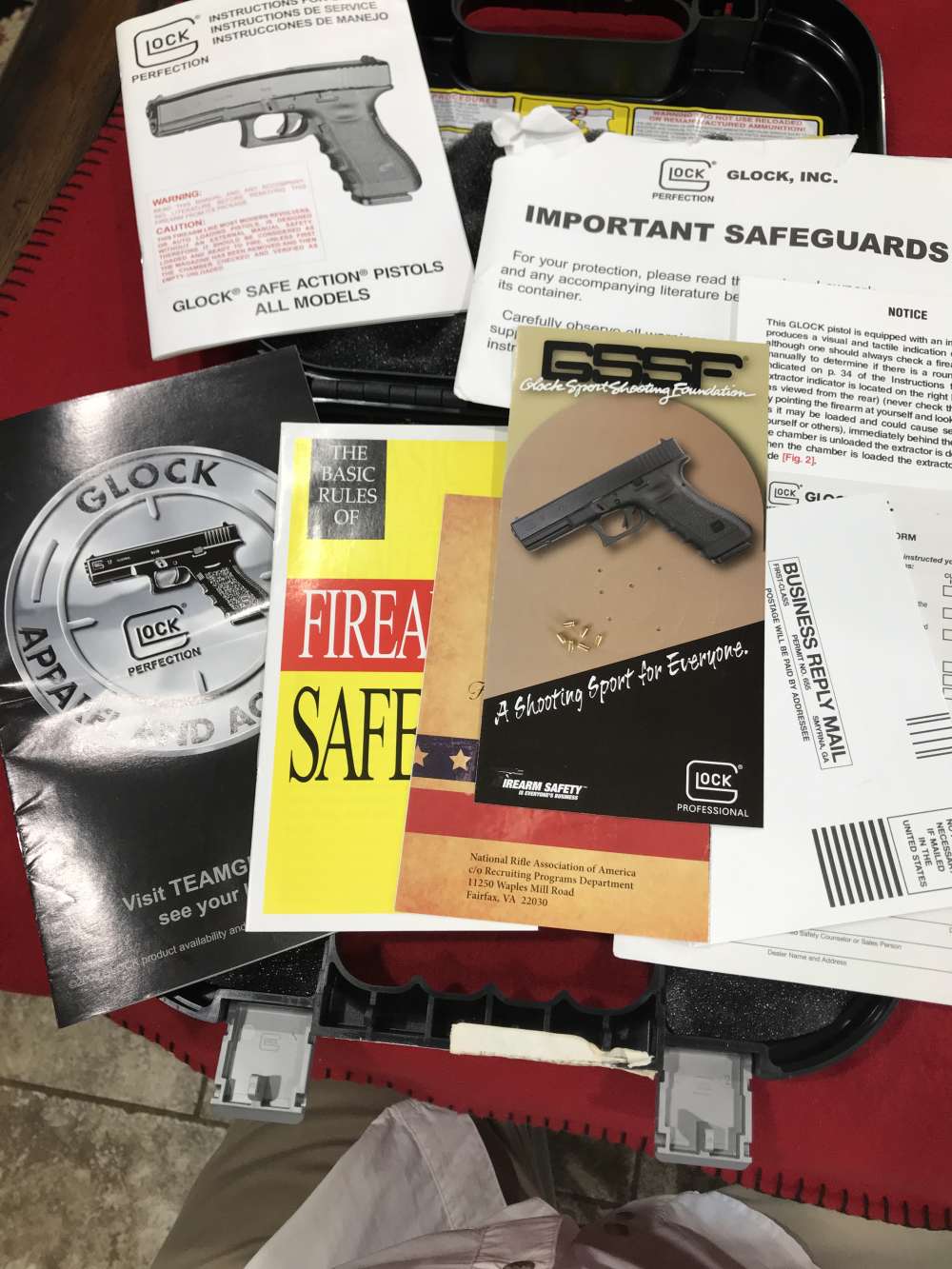 Glock Model 22, 40 caliber box and paper work-img-1