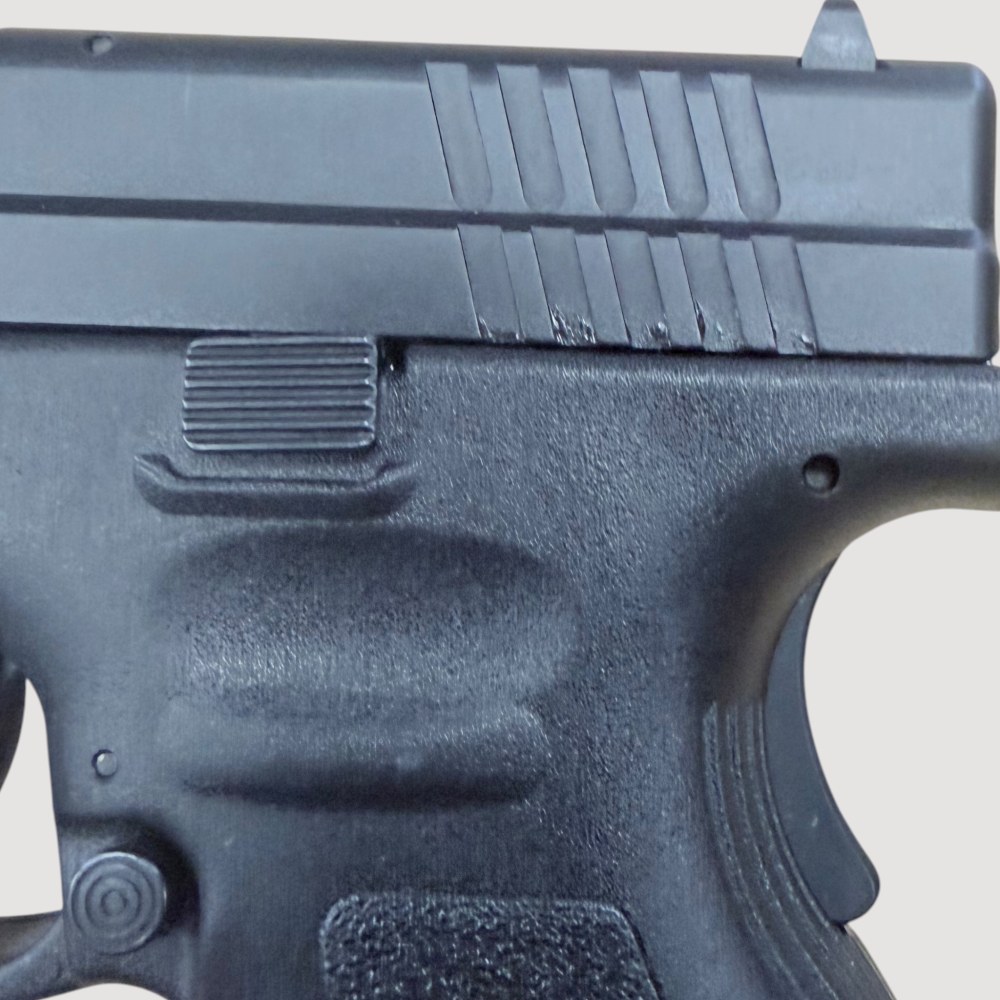 Springfield Armory XD 4" Service Model 9mm w/ Olight PL-3S & 3 Magazines-img-4