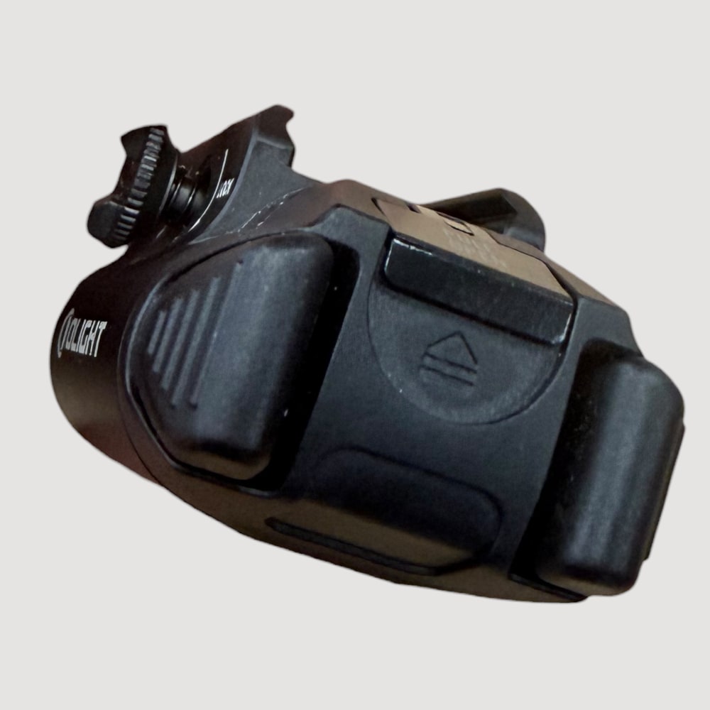 Springfield Armory XD 4" Service Model 9mm w/ Olight PL-3S & 3 Magazines-img-21
