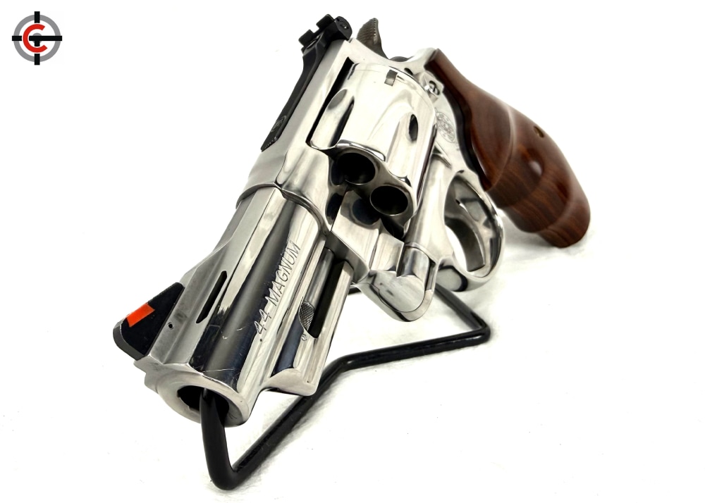 Pre-Owned Smith & Wesson 629-6 .44 Mag 2.5" Snub-Nose Stainless Wood Grips-img-1