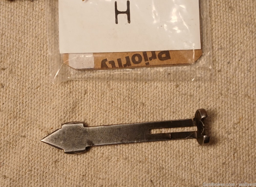 Winchester unmarked 2 7/8" Rear Rifle Sight missing parts (#H)-img-0