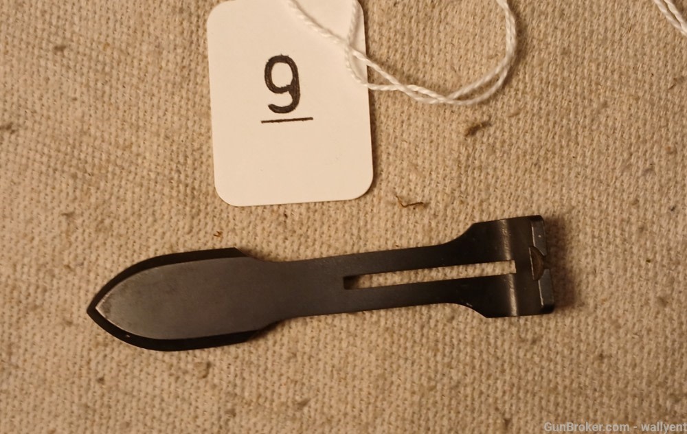 Rear Rifle Sight unmarked new old part 3 1/16"long U Notch 3/8"dovetail (#9-img-0