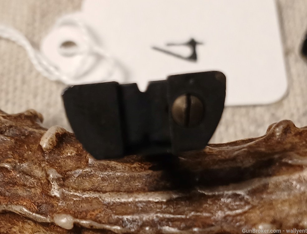 Marbles Rear Rifle Sight w/elevator Adj. V Notch new old vintage part (#4) -img-5