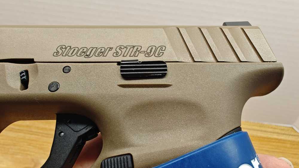 "RARE" Stoeger STR-9C FDE W/ 3 Factory Mags-img-4