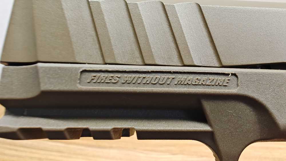 "RARE" Stoeger STR-9C FDE W/ 3 Factory Mags-img-6