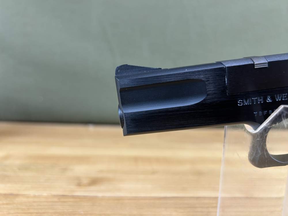 Smith & Wesson Model 422 Semi Auto Pistol .22LR Like New In Box VGC 4.5" -img-4