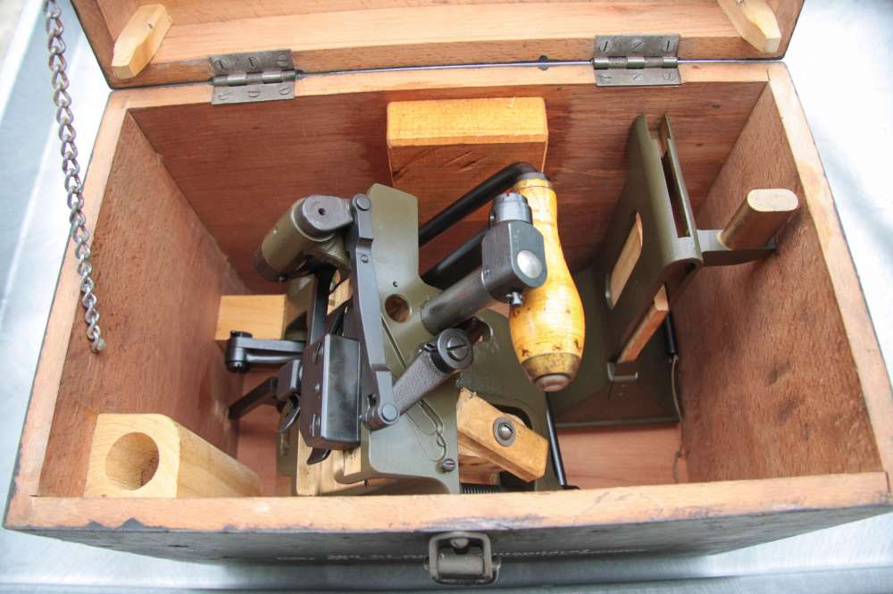 SWISS 51 BELT LOADER BEST OF THE BEST VERY SMOOTH LOADING 8MM MG42 MG34-img-18