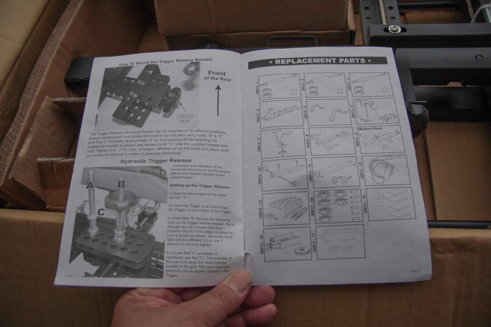 RIFLE REST  HI END  HYSKORE MFG DANGEROUS GAME MODEL 30013  NIB SUPER-img-5