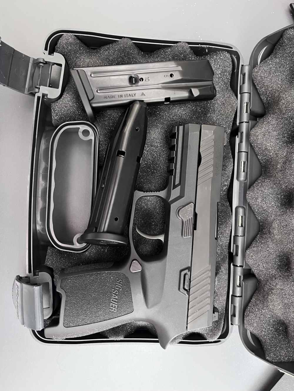 SIG SAUER P320-img-1