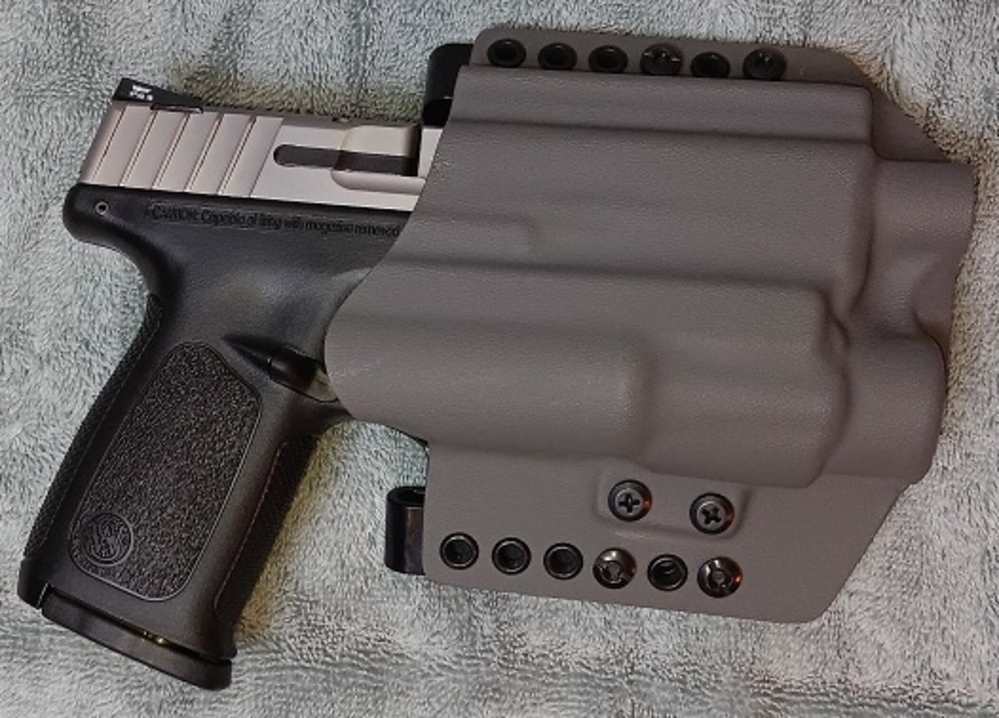 Smith & Wesson SD9 VE w/ Streamlight TLR-1 w/4 15 rd Mags. Kydex Holster-img-4