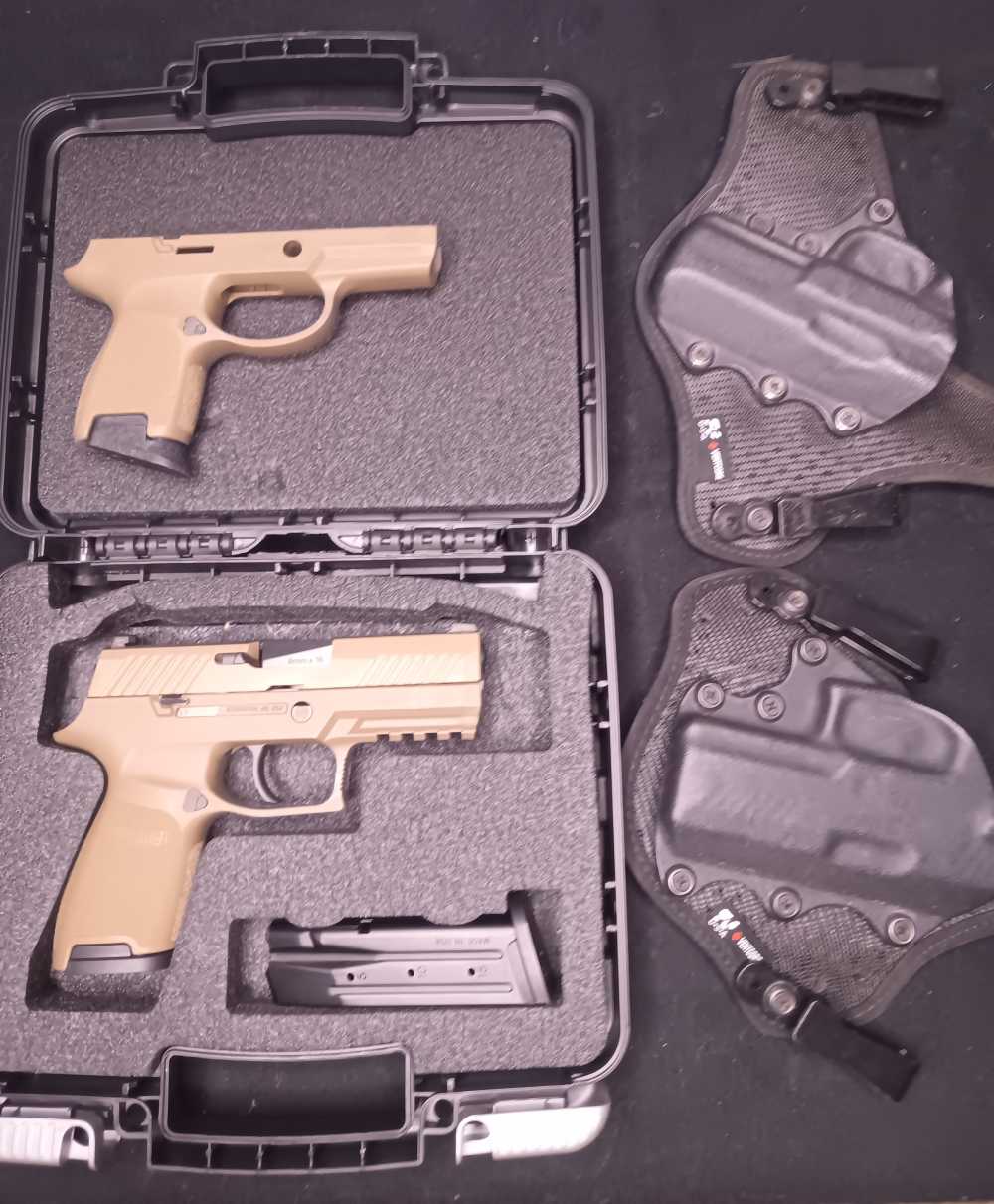 Sig Sauer p320 9mm FDE, comp & subcomp frame, 2 IWB holsters W mags-img-1