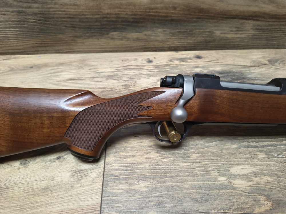 Great Condition Ruger M77 Hawkeye 375 Ruger Bolt Action Rifle Walnut 23" -img-3