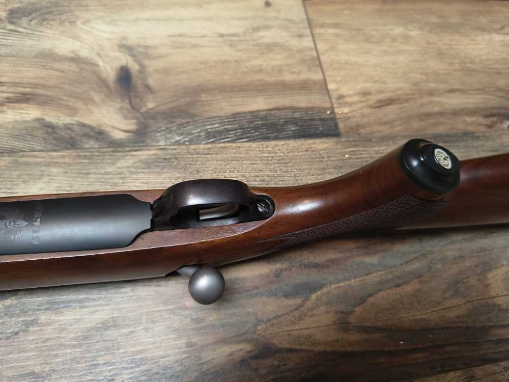 Great Condition Ruger M77 Hawkeye 375 Ruger Bolt Action Rifle Walnut 23" -img-31