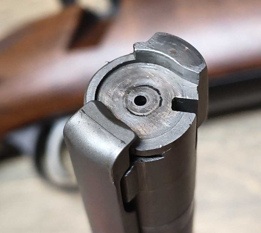 Great Condition Ruger M77 Hawkeye 375 Ruger Bolt Action Rifle Walnut 23" -img-44