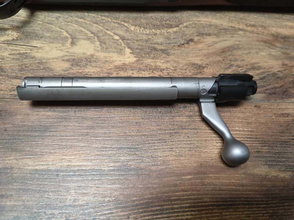 Great Condition Ruger M77 Hawkeye 375 Ruger Bolt Action Rifle Walnut 23" -img-43