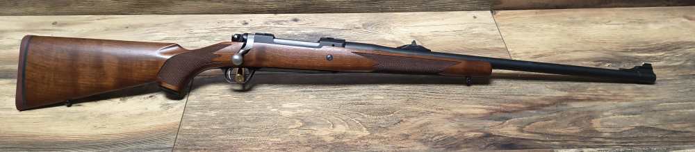 Great Condition Ruger M77 Hawkeye 375 Ruger Bolt Action Rifle Walnut 23" -img-1