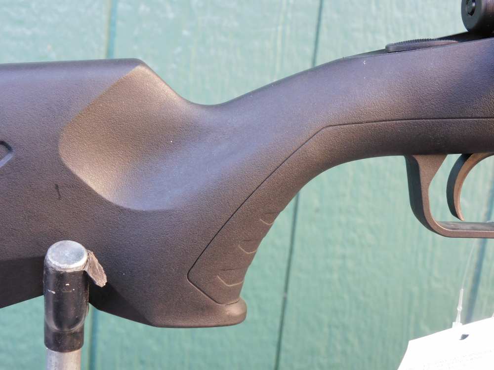 Savage Axis Compact 223 Rem w/ Weaver Scope *Like New*-img-11