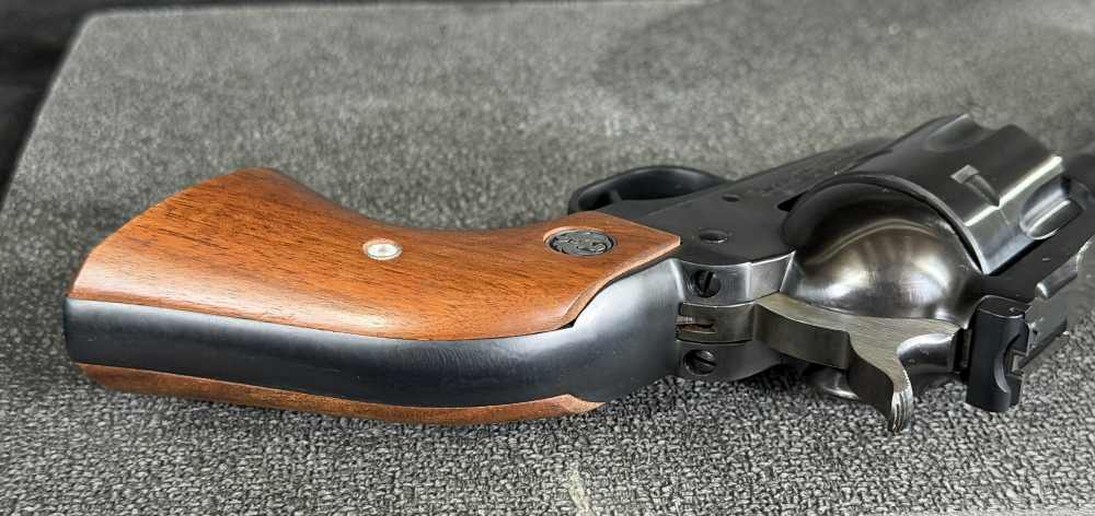 Ruger Super Blackhawk 357 SAA Revolver -img-6