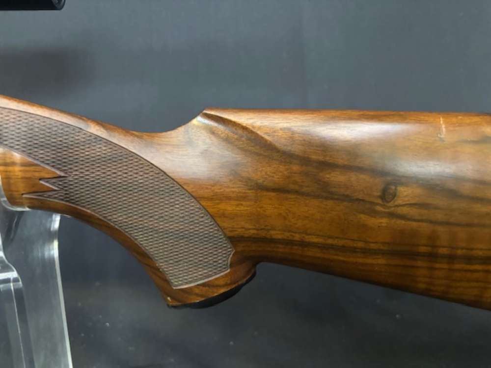 Ruger M77 Magnum .375 H&H Leupold VX-III 1.75-6x-img-2