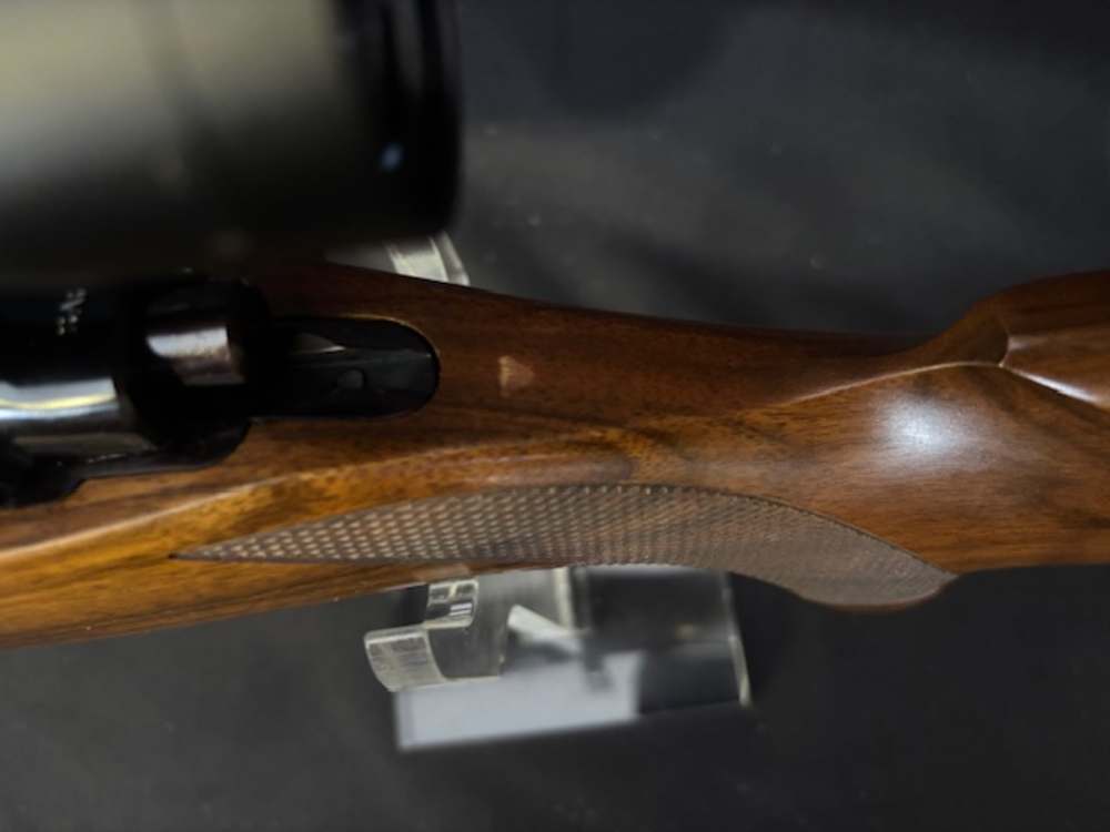 Ruger M77 Magnum .375 H&H Leupold VX-III 1.75-6x-img-12