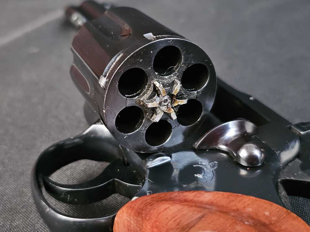 Colt Python .357 Magnum Revolver-img-15