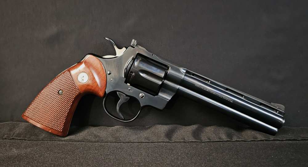 Colt Python .357 Magnum Revolver-img-11