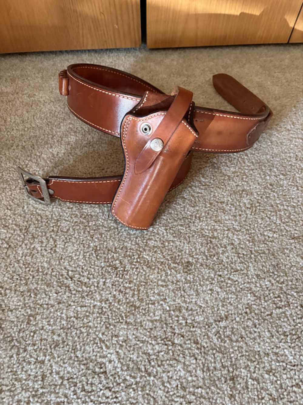 Bianchi Lawman holster and Safari land Belt-img-0