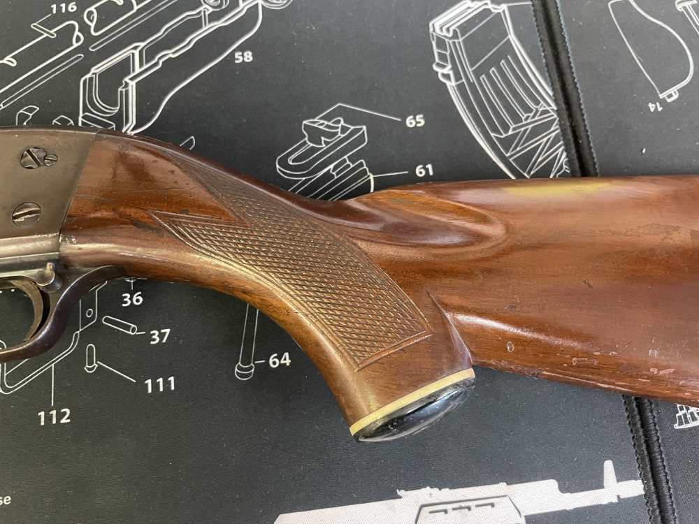 Ithaca Gun Co Model 37 Featherlight - ENGRAVING - 12ga - Pump - NICE RARE -img-22