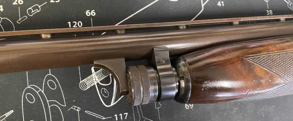 Ithaca Gun Co Model 37 Featherlight - ENGRAVING - 12ga - Pump - NICE RARE -img-26