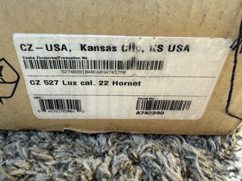 LNIB CZ 527 Lux 22 hornet wood blued NICE! Rare! Trades!-img-18