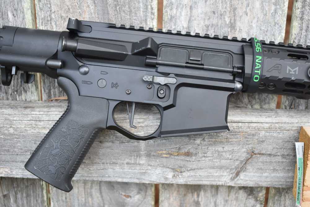 SPIKES TACTICAL AR15 ST15 5.56 PISTOL GREAT CONDITION-img-35