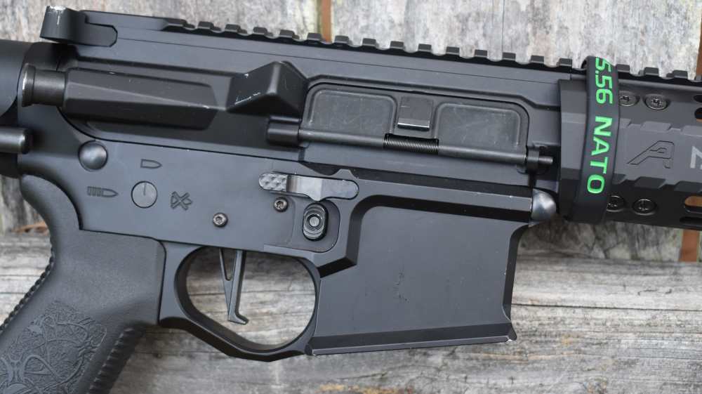 SPIKES TACTICAL AR15 ST15 5.56 PISTOL GREAT CONDITION-img-33