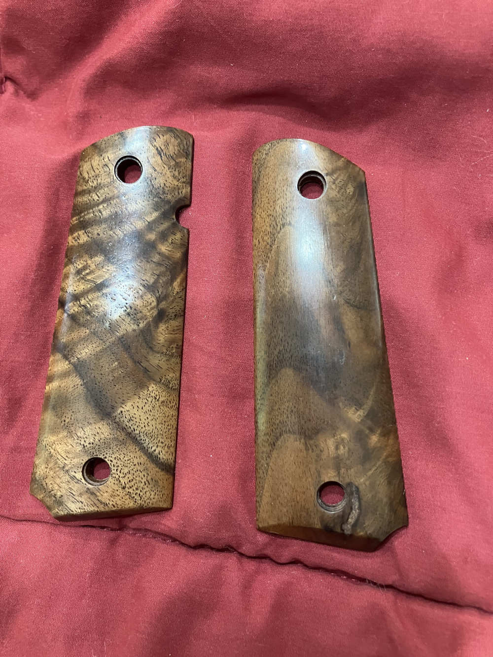 Very high-grade walnut burl  grips for the Colt 1911 and 1911 Colones-img-0
