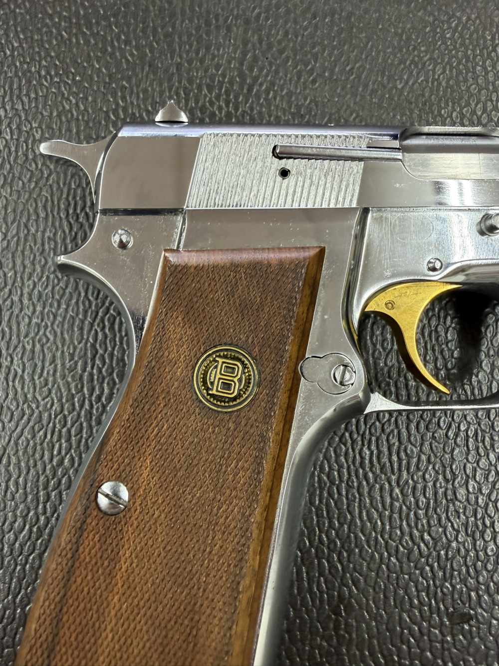 Browning Hi Power Centennial commemorative pistol-img-4
