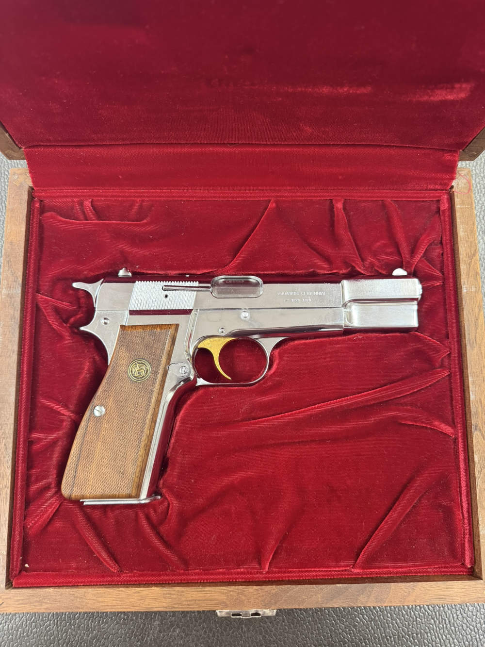 Browning Hi Power Centennial commemorative pistol-img-0